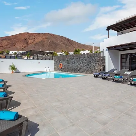 בקתה Under The Volcano In Playa Blanca פלאיה בלנקה